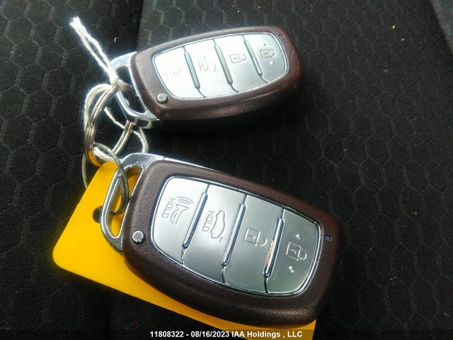 Hyundai Elantra Preferred W 2020 KMHD84LFXLU101654 Image 11
