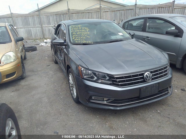 Volkswagen Passat Comfortline 2016 1VWBS7A34GC040169 main image