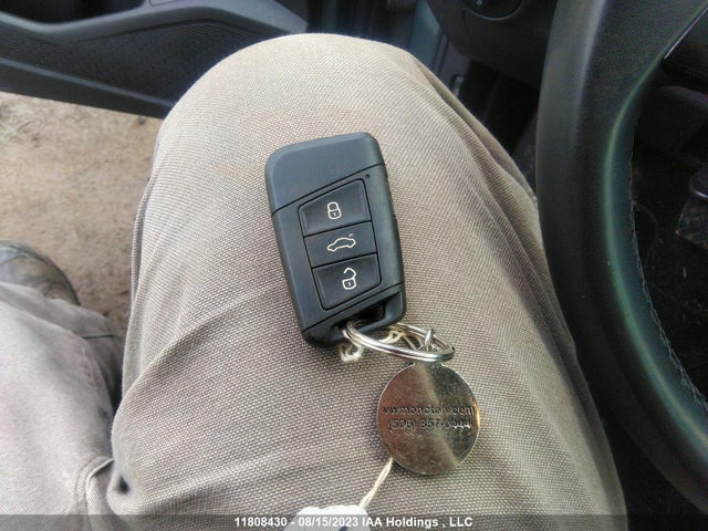 3VWE57BU0KM089050 Volkswagen Jetta Highline