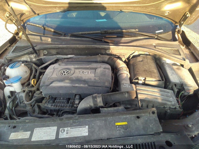 1VWCS7A39FC095588 Volkswagen Passat Highline