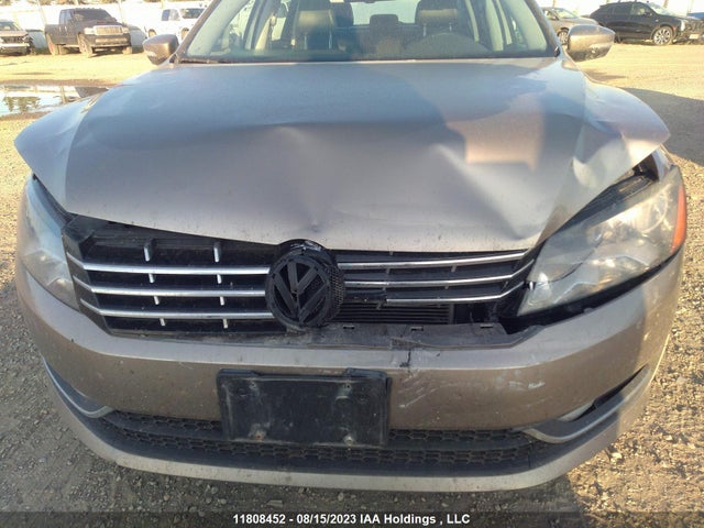1VWCS7A39FC095588 Volkswagen Passat Highline