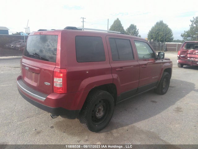 1C4NJRAB2GD557762 Jeep Patriot High Altitude