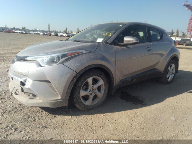 Toyota C-HR XLE 2018 NMTKHMBX2JR014417 Image 2