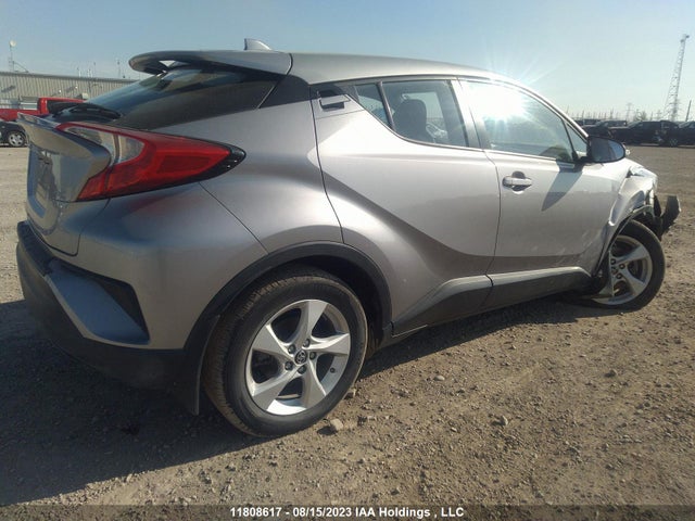 Toyota C-HR XLE 2018 NMTKHMBX2JR014417 Image 4