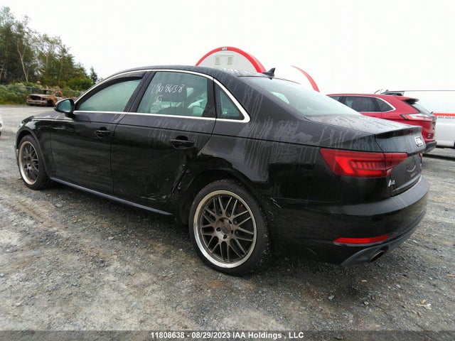 WAUANAF46JN000527 Audi A4 Sedan Komfort