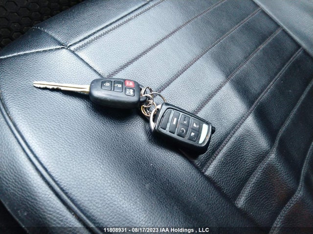 Toyota COROLLA CE/S/LE 2015 2T1BURHE3FC312412 Image 11
