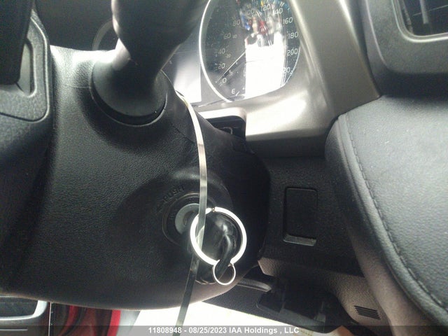 Toyota RAV4 LE 2018 2T3ZFREV8JW510401 Image 11
