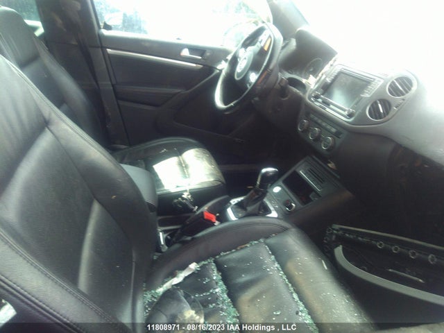 WVGLV7AX1HK035645 Volkswagen Tiguan Highline