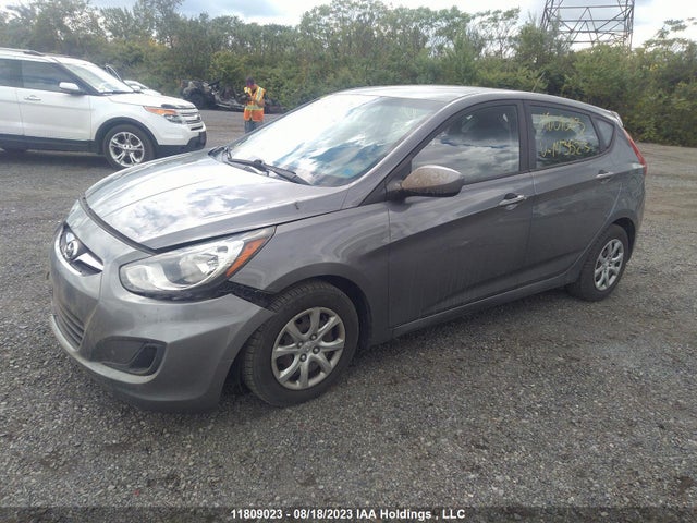 Hyundai ACCENT GL 2014 KMHCT5AE0EU143523 Image 2