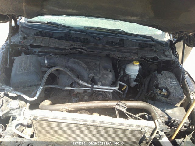 1C6RR7HT0GS118575 RAM 1500 Sport