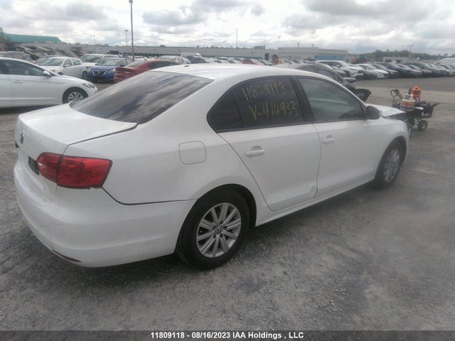 3VWDK7AJ8EM414933 Volkswagen Jetta Sedan Comfortline