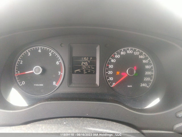 3VWDK7AJ8EM414933 Volkswagen Jetta Sedan Comfortline
