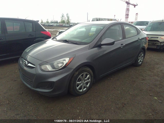 Hyundai ACCENT GL 2014 KMHCT4AE9EU735402 Image 2