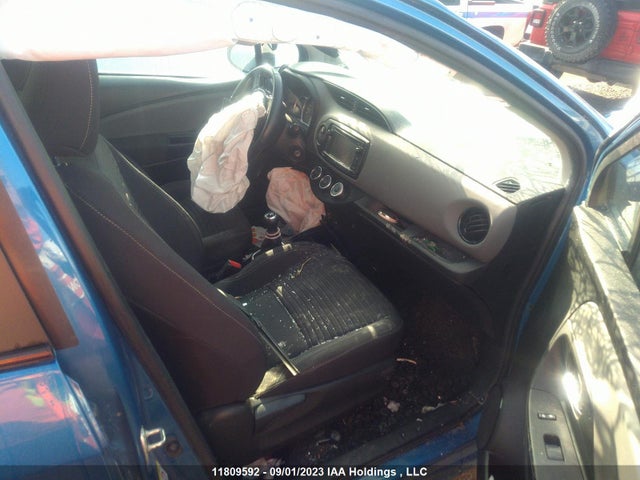 Toyota YARIS LE 2017 VNKKTUD34HA072649 Image 5