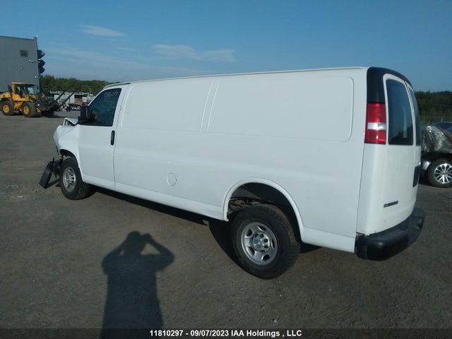 Chevrolet EXPRESS CARGO VAN 2019 1GCZGHFG3K1211440 Image 3