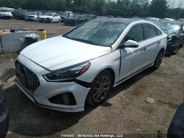 Hyundai Sonata Ultimate 2019 5NPE34AB2KH818386 Image 2