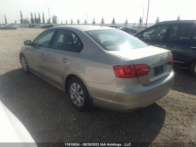 3VW2K7AJ4EM255917 Volkswagen Jetta Sedan Trendline+