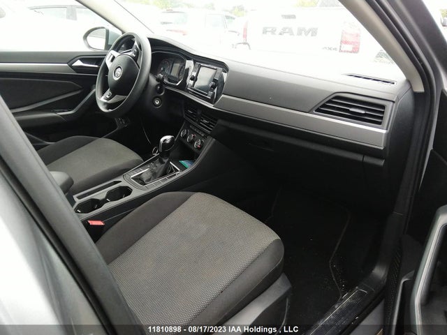 3VWC57BU7MM035075 Volkswagen Jetta Comfortline