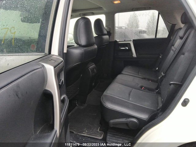 Toyota 4RUNNER 2022 JTEKU5JR7N6060882 Image 8