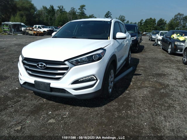 Hyundai TUCSON 2017 KM8J2CA45HU550392 Image 2