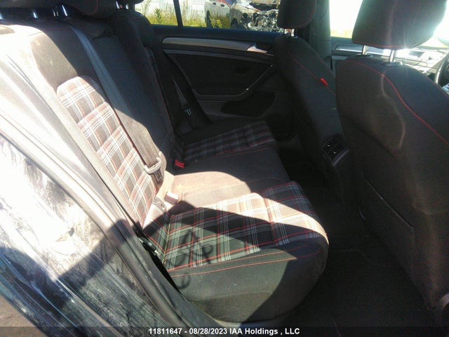 3VW5T7AU5KM009796 Volkswagen GOLF GTI
