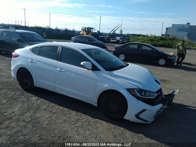 Hyundai ELANTRA GL 2017 KMHD84LF8HU209794 zdjęcie główne