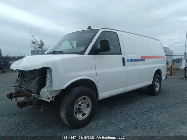 Chevrolet EXPRESS CARGO VAN 2019 1GCWGAFP4K1155955 Image 2