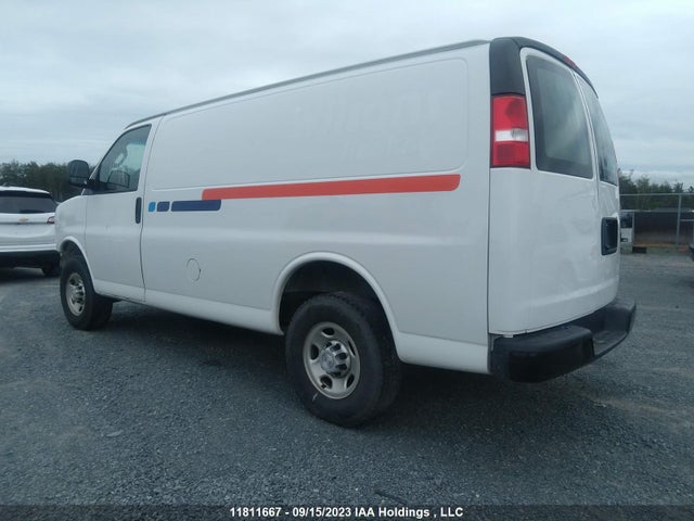 Chevrolet EXPRESS CARGO VAN 2019 1GCWGAFP4K1155955 Image 3