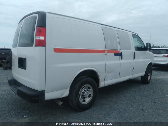 Chevrolet EXPRESS CARGO VAN 2019 1GCWGAFP4K1155955 Image 4