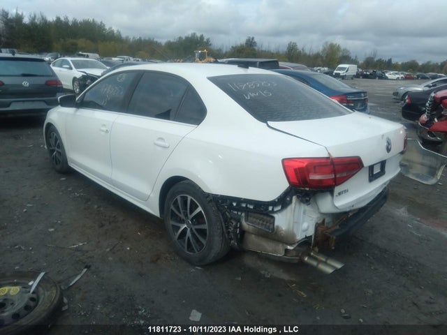 3VWDA7AJ3FM281244 Volkswagen Jetta Sedan Comfortline