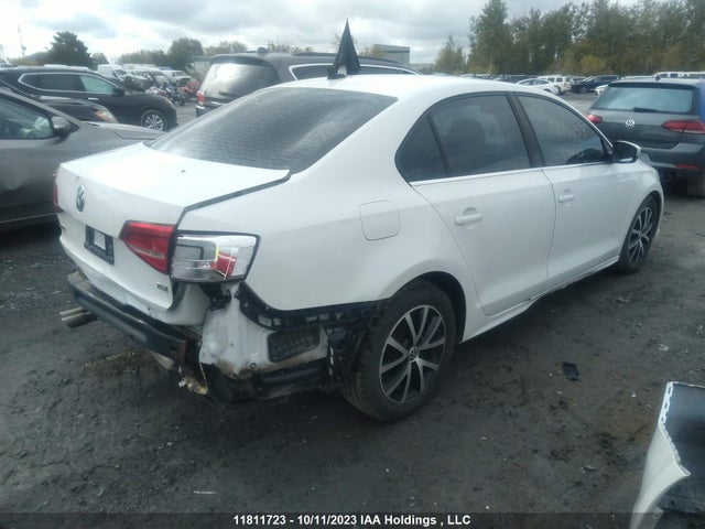 3VWDA7AJ3FM281244 Volkswagen Jetta Sedan Comfortline