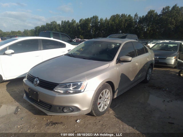 3VWDK7AJ2EM256234 Volkswagen Jetta Sedan Comfortline