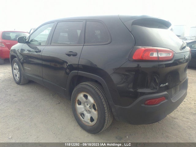 1C4PJMAB9EW164273 Jeep Cherokee Sport