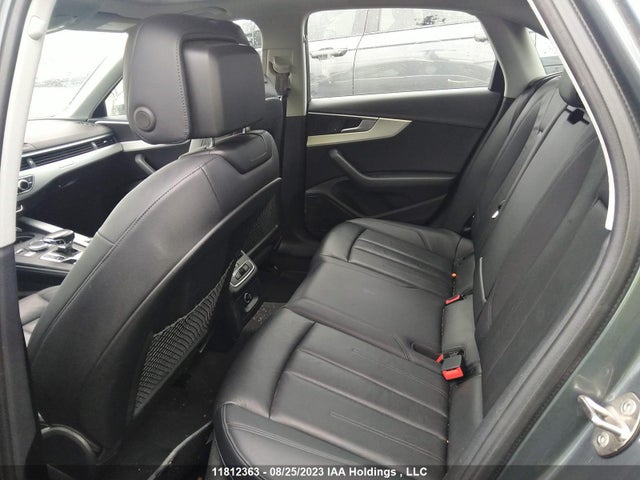 WAUANAF40JN017971 Audi A4 Sedan Komfort
