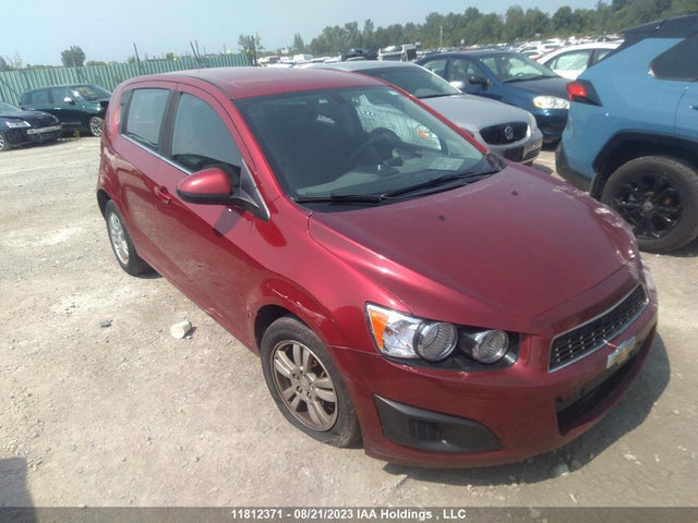 Chevrolet SONIC LT 2015 1G1JC6SH0F4184092 zdjęcie główne