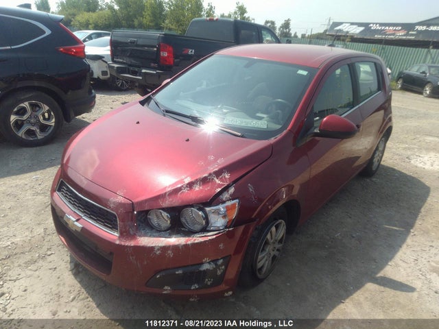 Chevrolet SONIC LT 2015 1G1JC6SH0F4184092 Image 2