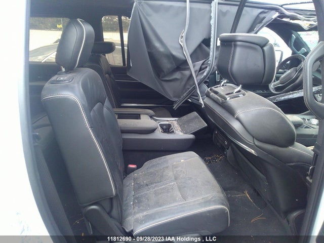 1C4SJVFJ4NS184096 Jeep Grand Wagoneer
