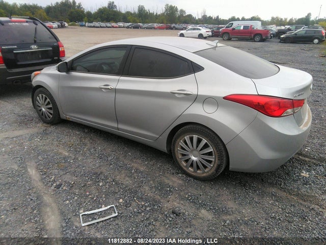 Продажа на аукционе авто 2013 Hyundai Elantra Gl, vin: 5NPDH4AE9DH174864, номер лота: 11812882
