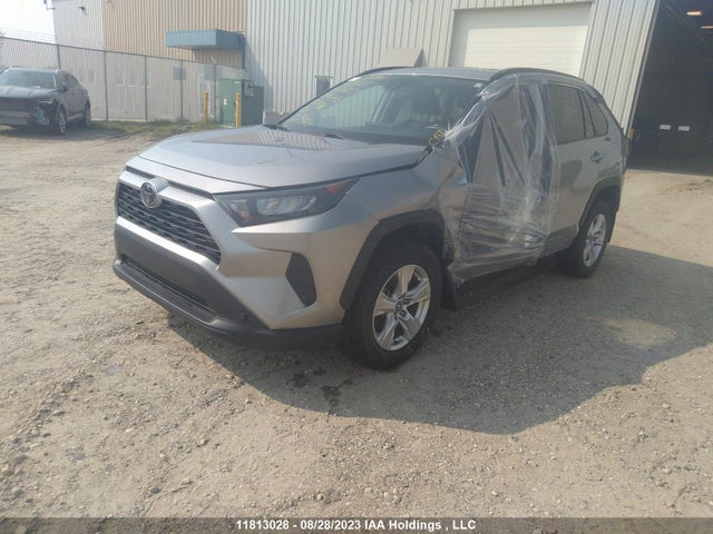 Toyota RAV4 LE 2019 2T3B1RFV7KC030254 Image 2