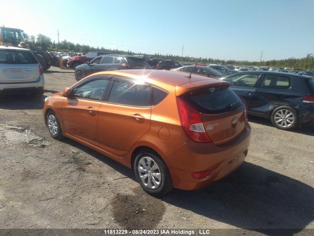 Hyundai Accent Le 2016 KMHCT5AE1GU264533 Image 3