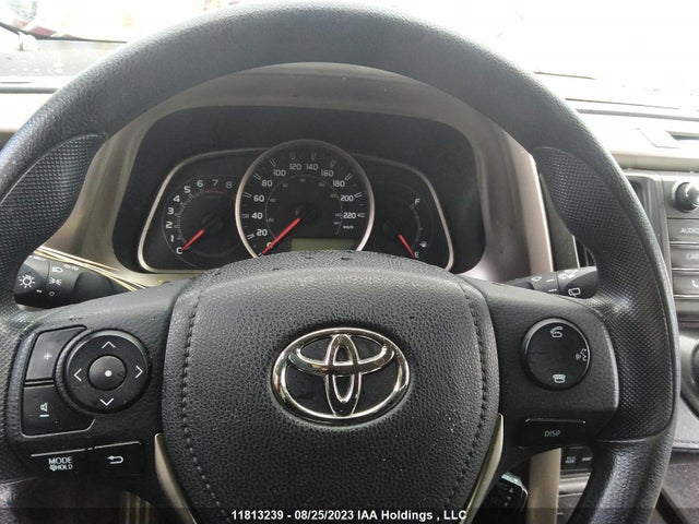 Toyota RAV4 LE 2015 2T3ZFREV2FW167558 Image 7