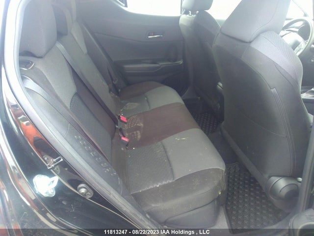 Toyota C-HR 2021 JTNKHMBX1M1107170 Image 8