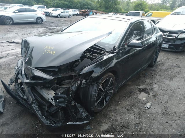 Toyota CAMRY 2018 4T1B61HK6JU520020 Image 2