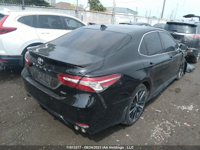 Toyota CAMRY 2018 4T1B61HK6JU520020 Image 4
