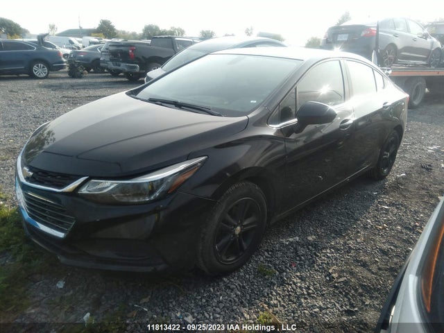 Chevrolet CRUZE LT 2018 1G1BE5SM5J7171058 Image 2