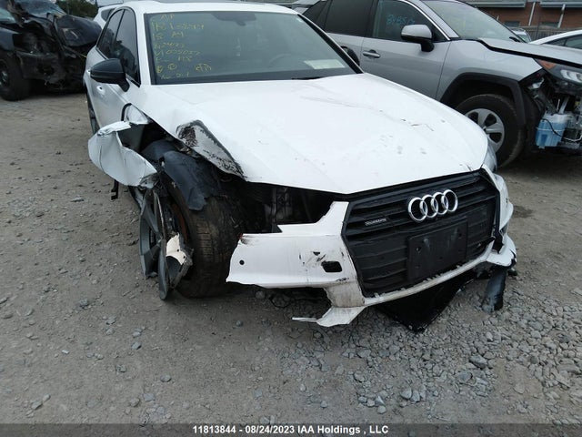 WAUENAF41JN005037 Audi A4 Sedan Progressiv