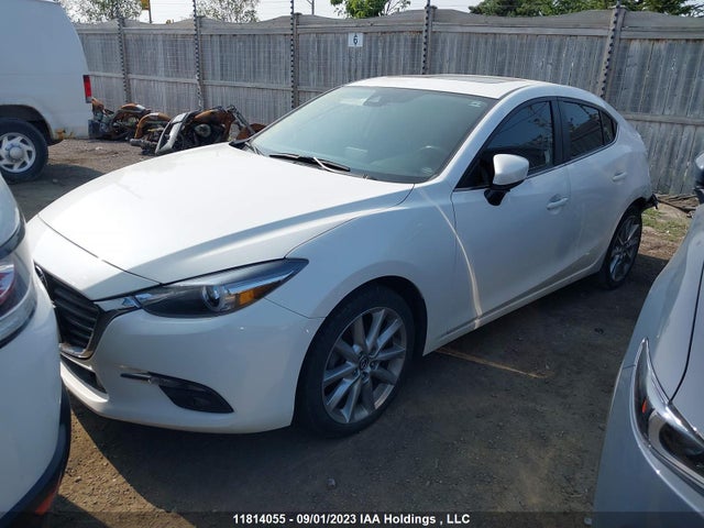 Mazda Mazda3 Gt 2018 3MZBN1W32JM259098 Image 2