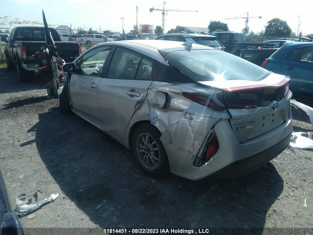Toyota PRIUS PRIME 2018 JTDKARFP4J3098383 Image 3