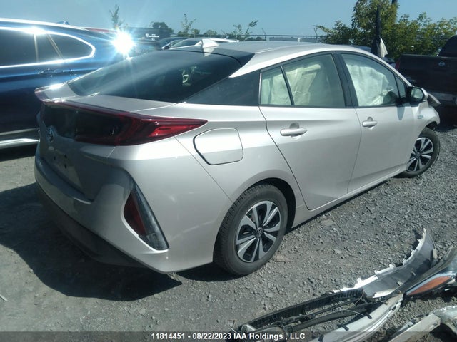 Toyota PRIUS PRIME 2018 JTDKARFP4J3098383 Image 4