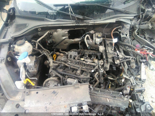 1VWAA7A38LC006650 Volkswagen Passat Comfortline